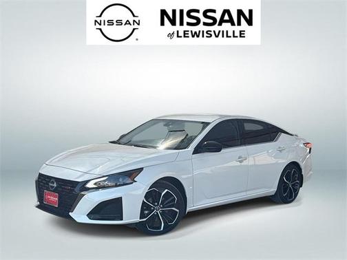 2024 Nissan Altima SR FWD