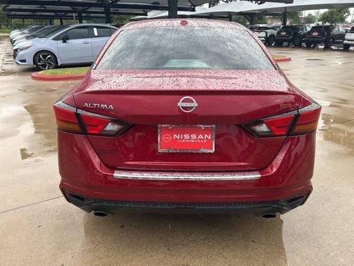2023 Nissan Altima SR FWD