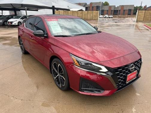 2023 Nissan Altima SR FWD