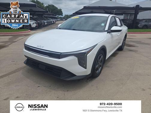 Snow White Pearl 2025 Kia K4 LXS