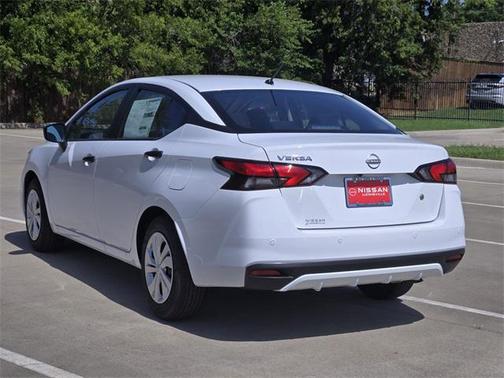 2025 Nissan Versa 1.6 S