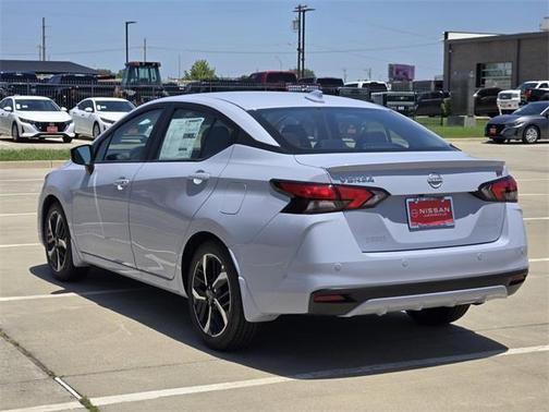 2025 Nissan Versa 1.6 S