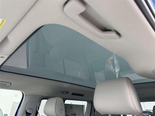 2025 Volkswagen ID. Buzz Pro S Plus with 4MOTION