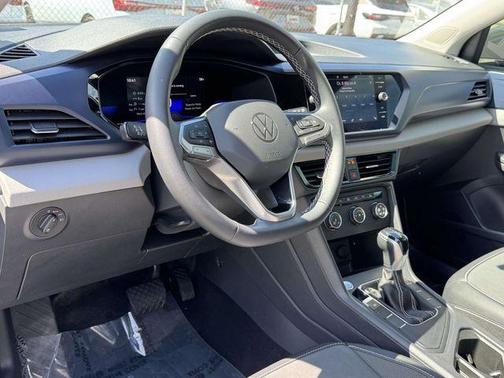 Green 2022 Volkswagen Taos 1.5T SE