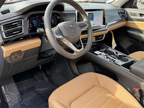 2026 Volkswagen Atlas Cross Sport 2.0T SEL