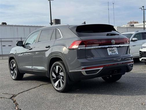 2026 Volkswagen Atlas Cross Sport 2.0T SEL