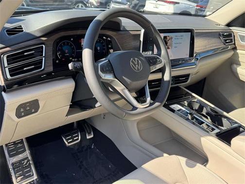 2026 Volkswagen Atlas 2.0T SEL Premium R-Line 4MOTION