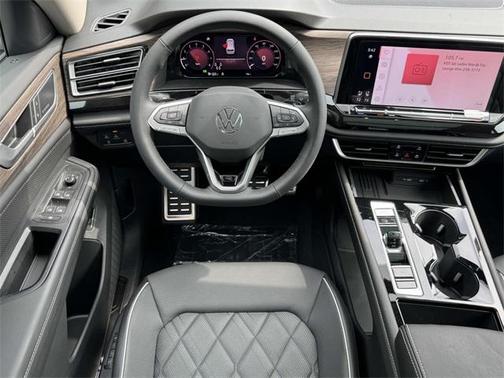 2025 Volkswagen Atlas 2.0T SEL Premium R-Line 4MOTION