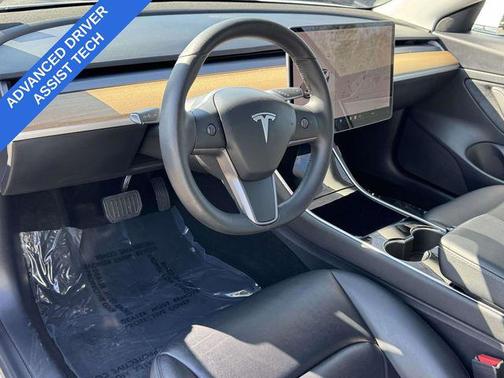 2020 Tesla Model 3 Standard Range