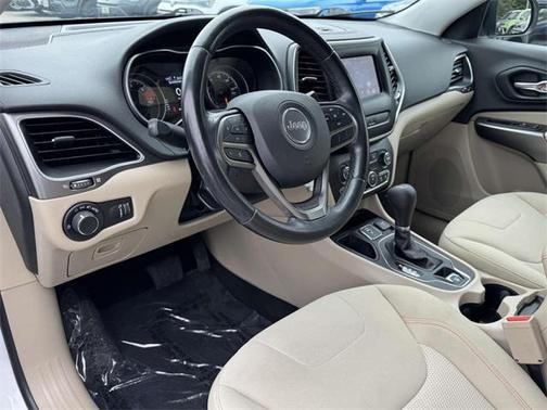 2020 Jeep Cherokee Latitude