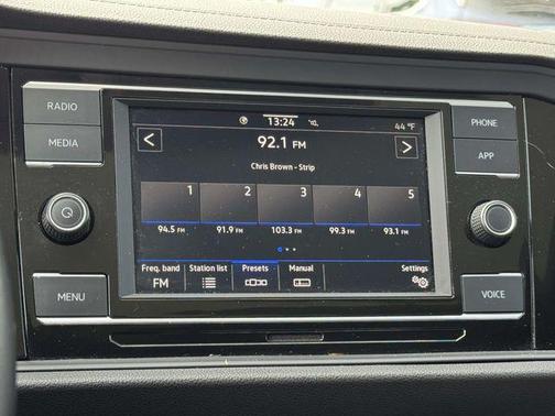 2023 Volkswagen Jetta 1.5T SE