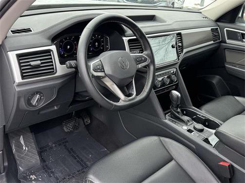 2022 Volkswagen Atlas 3.6L SE w/Technology