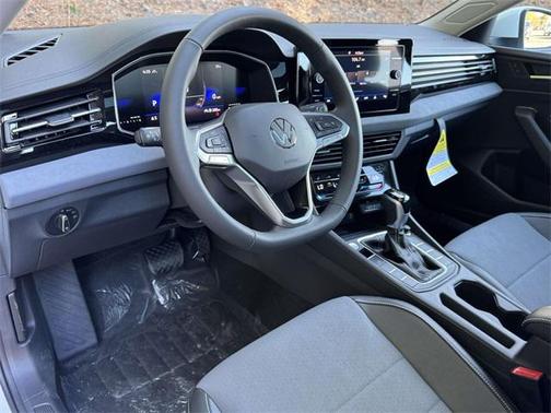 2026 Volkswagen Jetta 1.4T SE