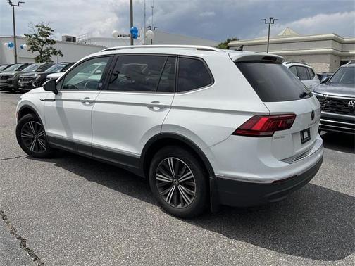 2024 Volkswagen Tiguan 2.0T Wolfsburg Edition