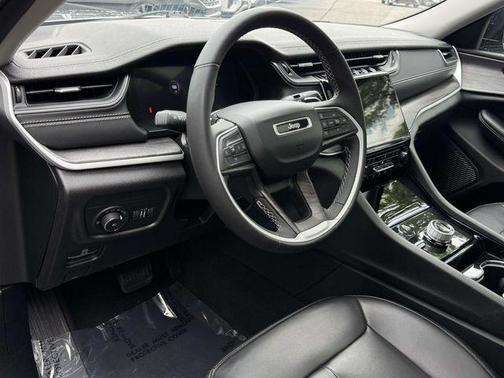 Baltic Gray Metallic Clearcoat 2023 Jeep Grand Cherokee Limited