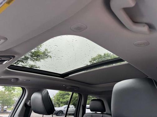 Baltic Gray Metallic Clearcoat 2023 Jeep Grand Cherokee Limited
