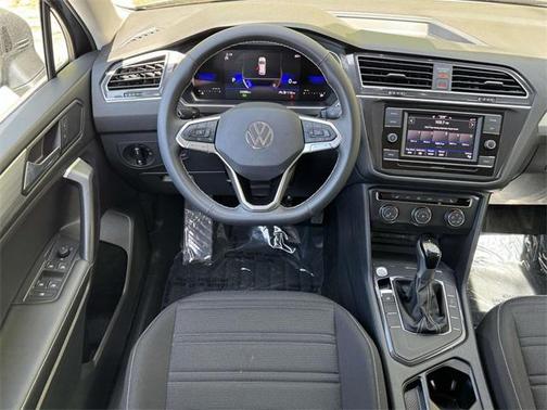 2024 Volkswagen Tiguan 2.0T S