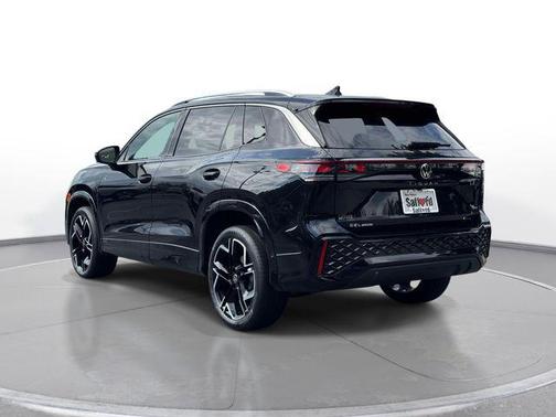 Deep Black Pearl 2026 Volkswagen Tiguan 2.0T SEL R-Line 4MOTION