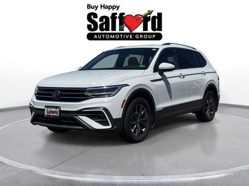 Pure White 2024 Volkswagen Tiguan 2.0T SE