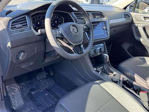 2020 Volkswagen Tiguan 2.0T SEL