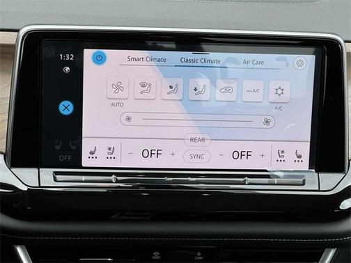 2025 Volkswagen Atlas 2.0T SE w/Technology 4MOTION