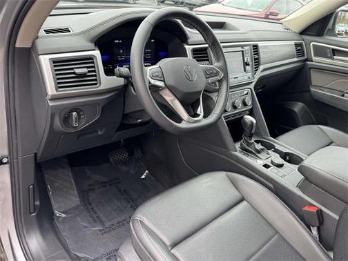 2022 Volkswagen Atlas 2.0T SE