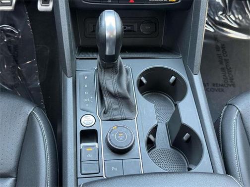 2021 Volkswagen Atlas 3.6L SE w/Technology