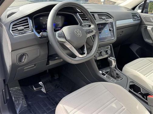 2024 Volkswagen Tiguan 2.0T S