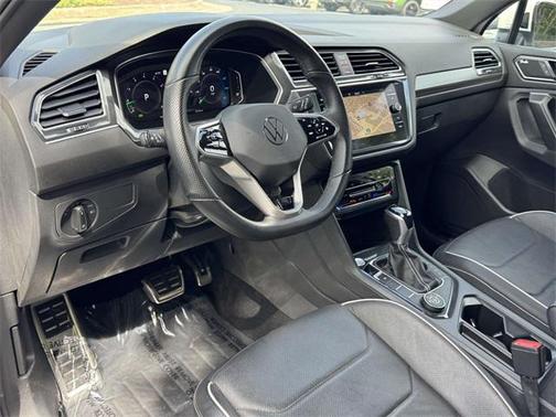 2023 Volkswagen Tiguan 2.0T SEL R-Line 4MOTION