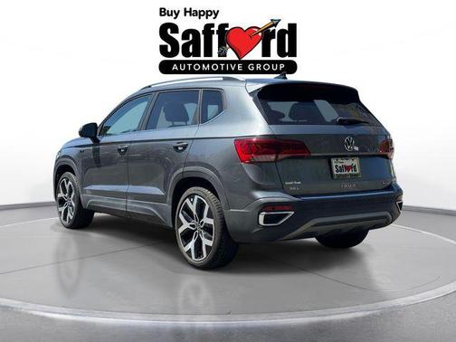 Platinum Gray Metallic 2023 Volkswagen Taos 1.5T SEL