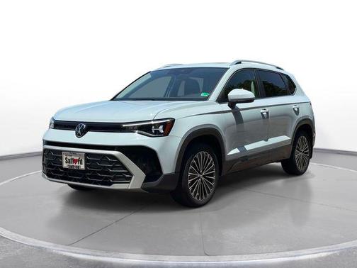 Gray 2025 Volkswagen Taos 1.5T SE