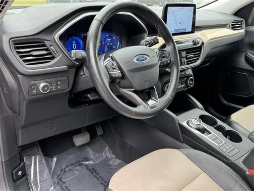 2021 Ford Escape Titanium