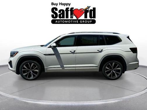 White Pearl 2026 Volkswagen Atlas 2.0T SEL Premium R-Line 4MOTION