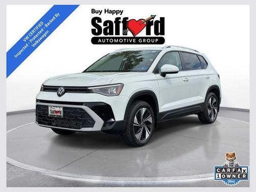 Pure White 2025 Volkswagen Taos 1.5T SE