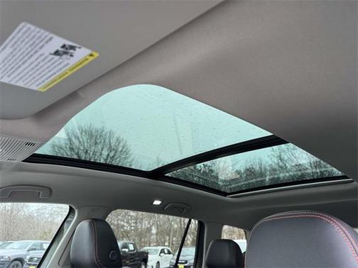 2026 Volkswagen Atlas Peak Edition