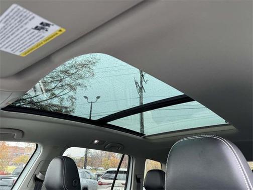 2022 Volkswagen Atlas 3.6L SE w/Technology