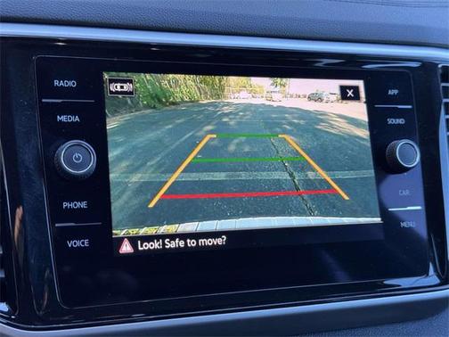 2022 Volkswagen Atlas 3.6L SE w/Technology