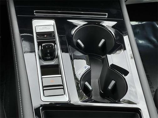 2025 Volkswagen Atlas 2.0T SEL Premium R-Line 4MOTION
