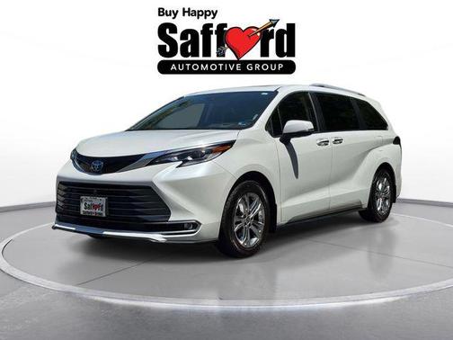 Wind Chill Pearl 2022 Toyota Sienna Platinum