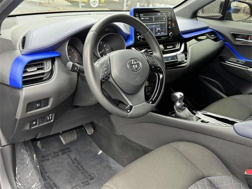 2021 Toyota C-HR XLE