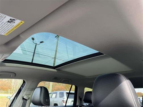 2022 Volkswagen Atlas 3.6L SEL