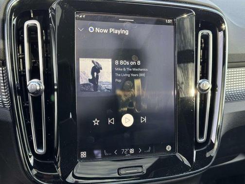 2021 Volvo XC40 Recharge Pure Electric P8