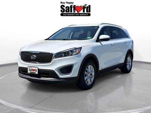 Snow White Pearl 2017 Kia Sorento LX