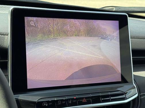 Billet Silver Metallic Clearcoat 2023 Jeep Compass Latitude