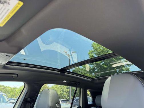 Sandstone 2026 Volkswagen Tiguan 2.0T SEL R-Line 4MOTION