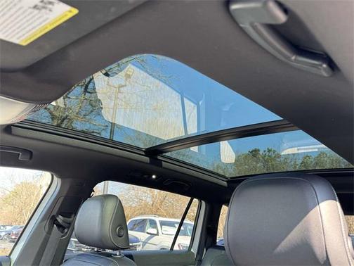 2022 Volkswagen Tiguan 2.0T SEL R-Line 4MOTION