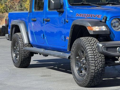 2023 Jeep Gladiator Mojave