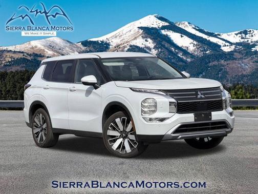 2025 Mitsubishi Outlander SE