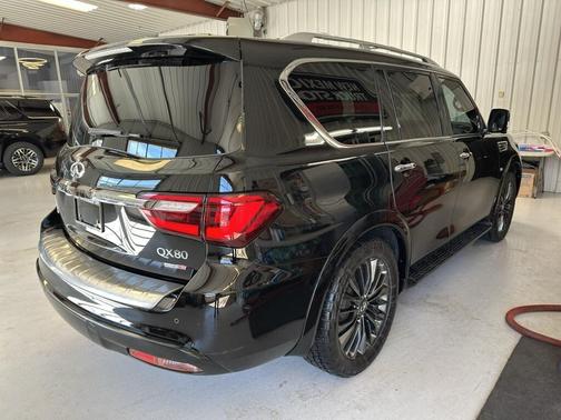 2020 INFINITI QX80 Luxe