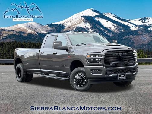 Granite Crystal Metallic Clearcoat 2025 RAM 3500 Laramie Truck